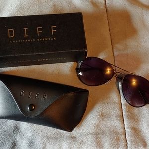 Brand new DIFF sunglasses